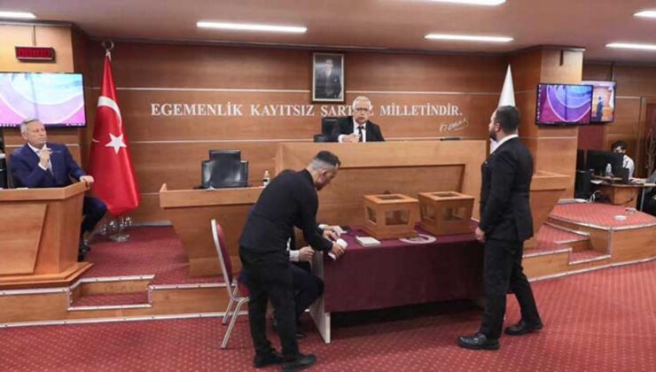 AK Parti’den Bayrampaşa açıklaması