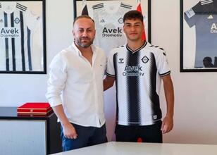 Altaylı Osman’dan profesyonel imza