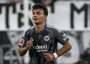 Can Uzun, 10 gol maçı da boş geçmedi!