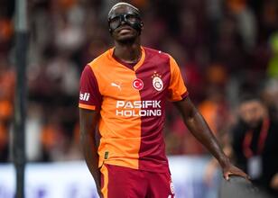 Galatasaray’da Osimhen, Frankfurt öncesi son antrenmana katılmadı!