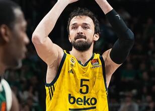 Sertaç Şanlı, Dubai Basketball ile imzaladı!