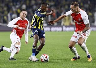 Fenerbahçe’de Nene, kanatları etkili kullandı!