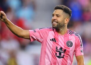 Jordi Alba, futbolu bırakacağını açıkladı!