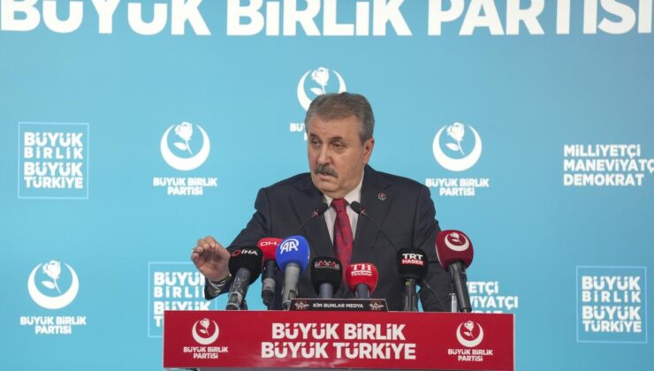 Mustafa Destici’den Kıbrıs mesajı
