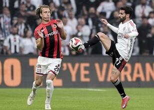Rafa Silva’dan şık asist!