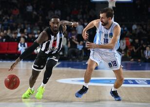 Avrupa’daki Türk derbisinde kazanan: Beşiktaş GAİN!