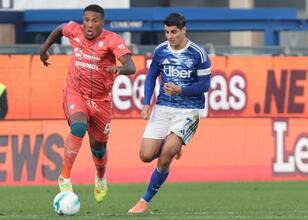 Como – Cagliari maçında gol sesi çıkmadı!
