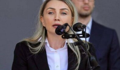 Dilek İmamoğlu’nun diplomatik pasaportu iptal edildi