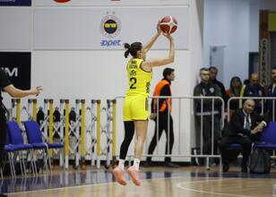 Fenerbahçe Opet, farklı kazandı!