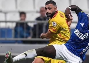 Göztepe’de Efkan Bekiroğlu formayı kaptı