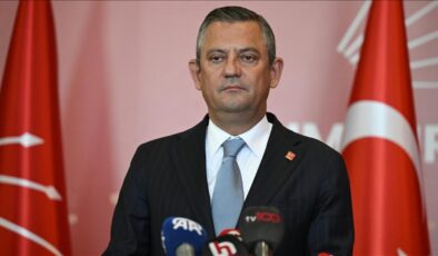 Özgür Özel Aliyev ile görüştü