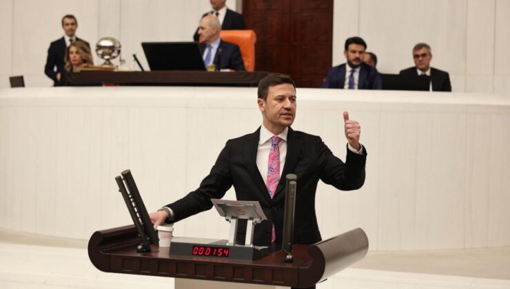 AK Parti’den CHP’ye sert çıkış: Ortada siyasi bir tiyatro var!