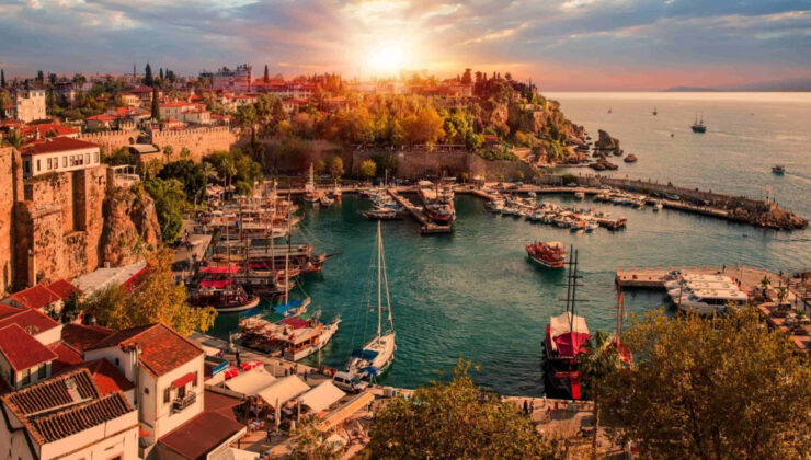 Antalya Los Angeles ve Dubai’yi geçti, en iyi 5 turizm destinasyonu arasına girdi