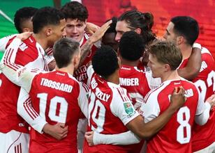 Arsenal, penaltılarla yarı finale yükseldi