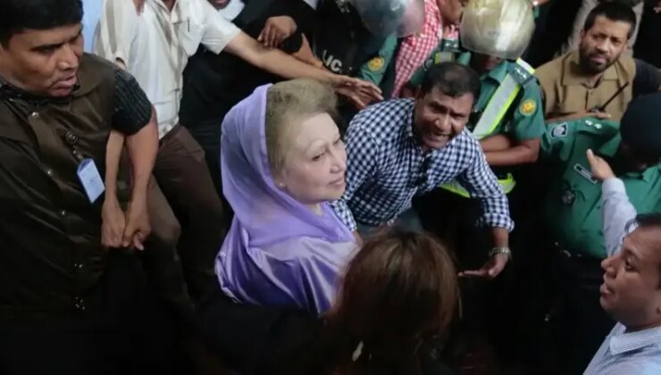 Bangladeş’in ilk kadın başbakanıydı: 80 yaşında hayatını kaybetti