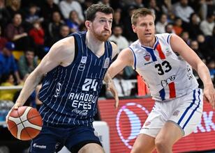 Anadolu Efes, Büyükçekmece’de zor da olsa galip