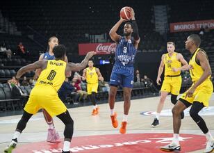 Anadolu Efes, evinde Mersin Spor’a karşı zorlanmadan kazandı!