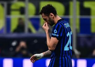 Hakan Çalhanoğlu’dan Inter’e kötü haber