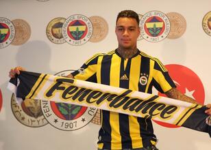 Van der Wiel: ”Futbol bir hapishanedir” – Fenerbahçe