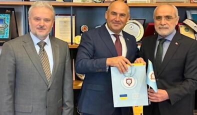 Yalçın Topçu, Ukrayna heyetini kabul etti! Türkiye ve Erdoğan’a teşekkür ettiler