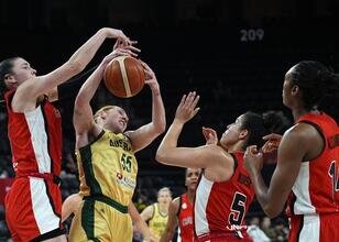 Avustralya, elemelerde 5’te 5 yaptı