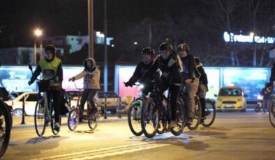 Konya’da yüzlerce kişi ramazanda pedal çevirdi