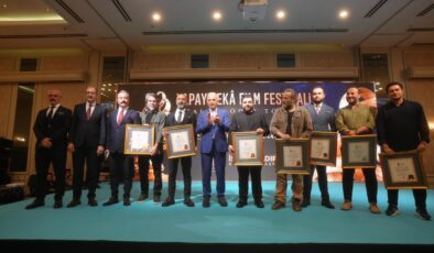 Ümraniye’den Türkiye’de bir ilk! Yapay Zeka film festivalinde ödüller dağıtıldı