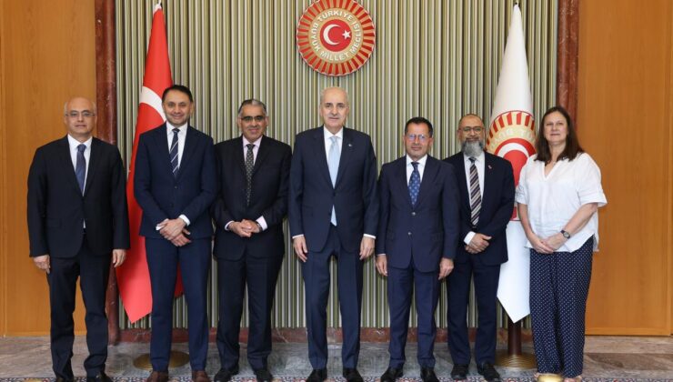 Meclis Başkanı Kurtulmuş, Birleşik Krallık ile ilgili heyeti kabul etti