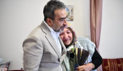 Özcan’dan yaşlılara anlamlı ziyaret: Büyüklerimiz baş tacımız