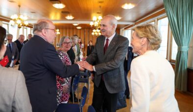 TBMM Başkanı Kurtulmuş’tan Finlandiya İslam Cemaatine ziyaret