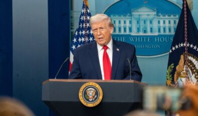 Trump’tan flaş iddia: İran ABD ile anlaşmaya varmak istiyor