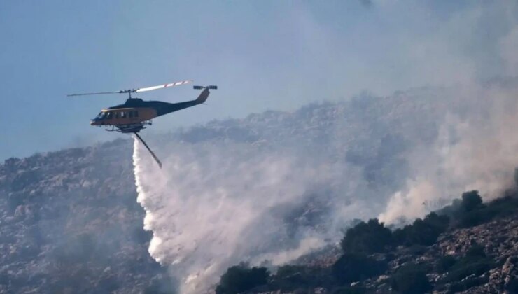 Yunanistan’da yangın söndürme helikopteri düştü