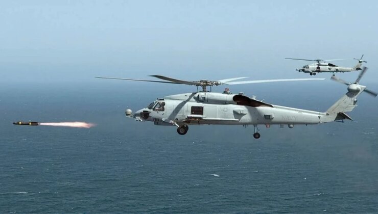 ABD helikopteri Umman Denizi’ne acil iniş yaptı: Mürettebat kayıp