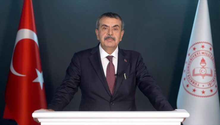 Bakan Tekin’den 15 Temmuz mesajı